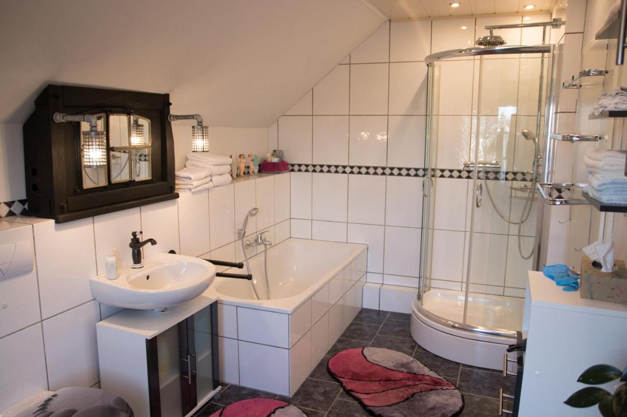 Zum Schieferhaus Apartment Wermelskirchen Bagian luar foto