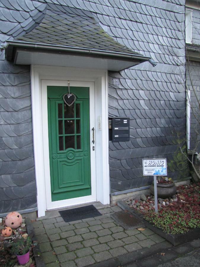 Zum Schieferhaus Apartment Wermelskirchen Bagian luar foto